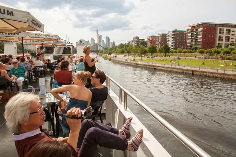 Frankfurt: 1-Hour Panorama Boat Cruise on the river Main - What the one-hour route feels like
