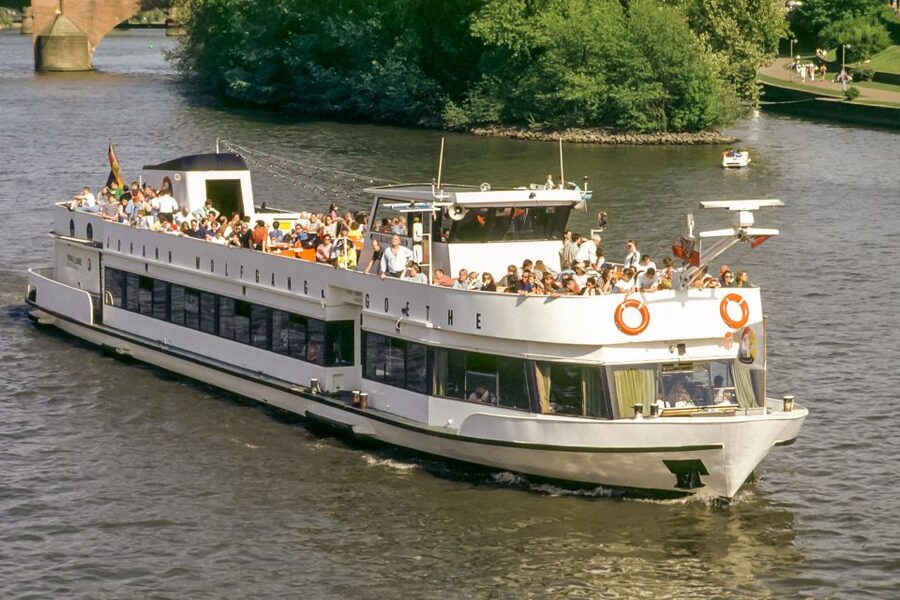 Frankfurt: River Main Sightseeing Cruise with Commentary - Is the Frankfurt Main River cruise worth booking?