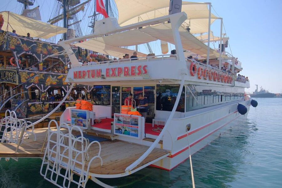 From Alanya: Boat Tour with Unlimited Soft Drinks and Lunch - A full day on Alanya’s coast for $21