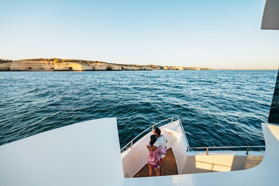 From Albufeira: Sunset Cruise and Beach BBQ with Open Bar - Near São Rafael, Change to a Smaller Boat