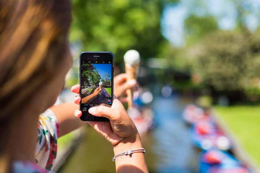 From Amsterdam: Ultimate Giethoorn Experience with Boat Tour - The practical details that matter