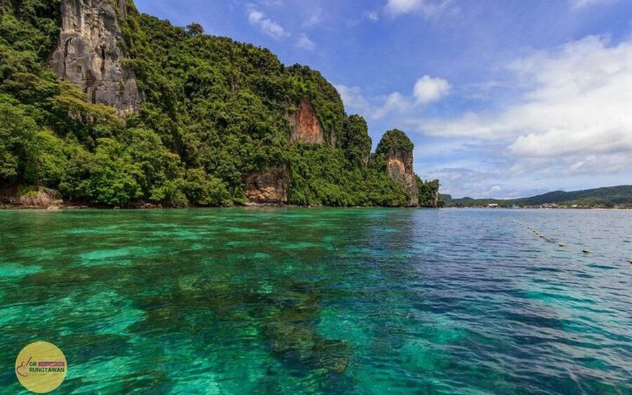 From Ao Nang: Phi Phi Islands Day Tour by Boat with Lunch - Phi Phi Don lunch, shopping, and your longest break