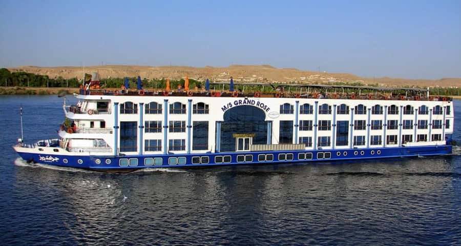 From Aswan:4 Days Nile Cruise Luxor Abu Simbel & Air Balloon - Key points to know before booking