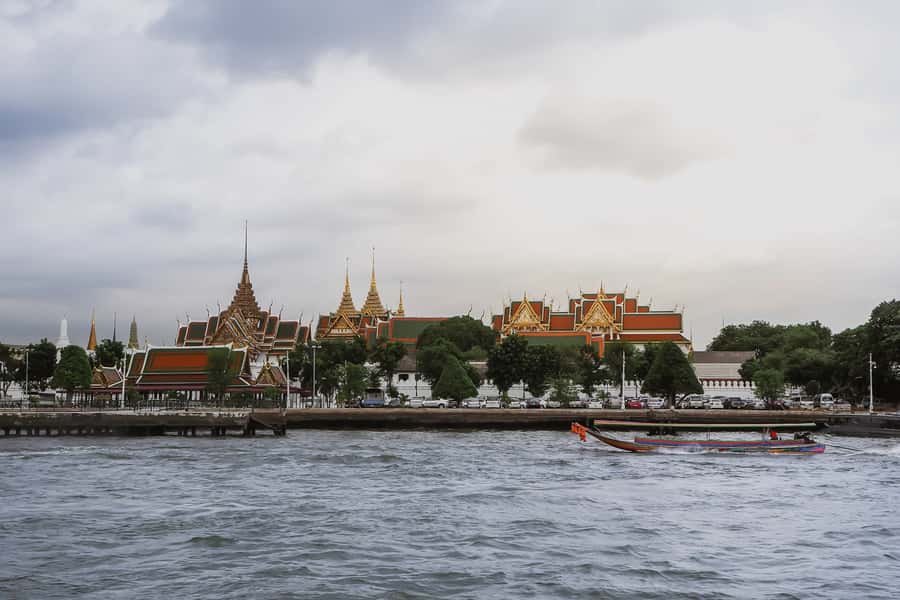 From Bangkok: Ayutthaya Day Tour by Bus with River Cruise - Thai buffet lunch on the Chao Phraya