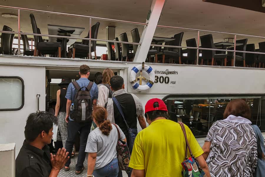 From Bangkok: Ayutthaya Day Tour by Bus with River Cruise - Guides can shape the whole day