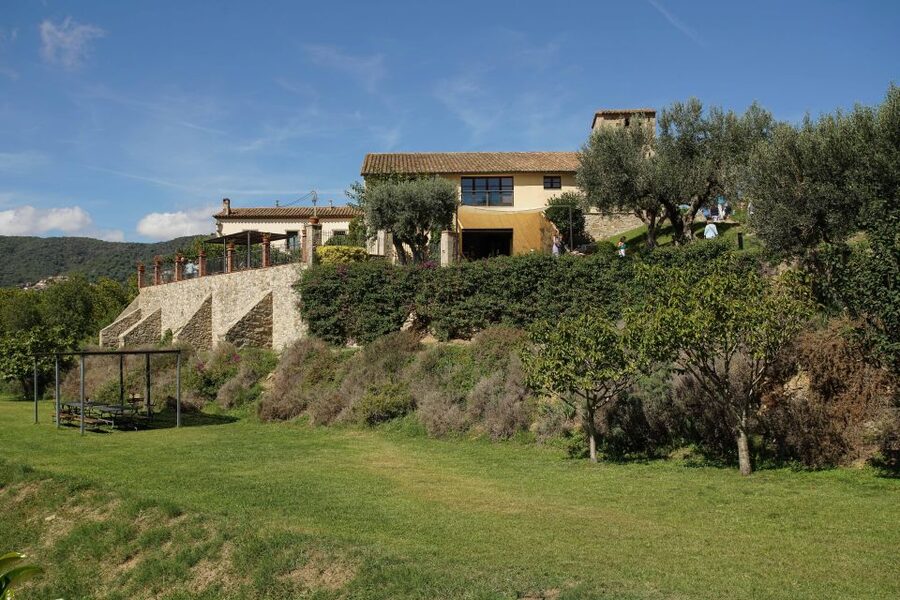 From Barcelona: E-Bike and Sailing Tour with Wine Tastings - From the vineyard to Port Masnou