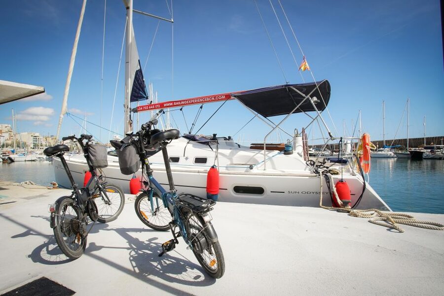 From Barcelona: E-Bike and Sailing Tour with Wine Tastings - Who should book this experience?