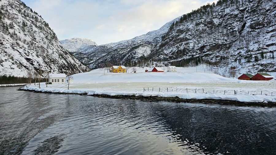 From Bergen: The Original Fjord Cruise to Mostraumen - FAQ