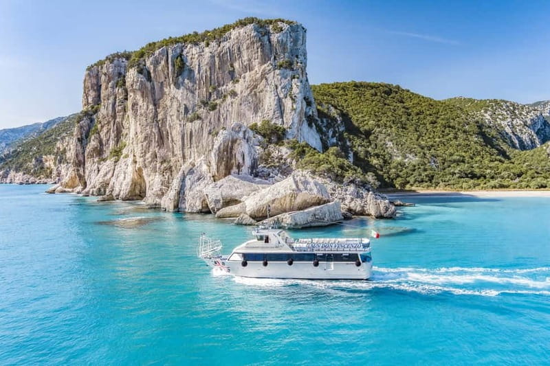 From Cala Gonone: Gulf of Orosei Cruise to Cala Goloritzè - What the boat ride is like