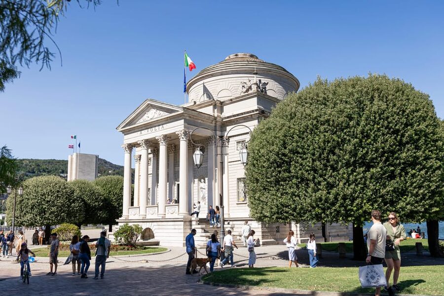 From Como: Bellagio, Como & Lugano Day Tour with Lake Cruise - Who should book this experience