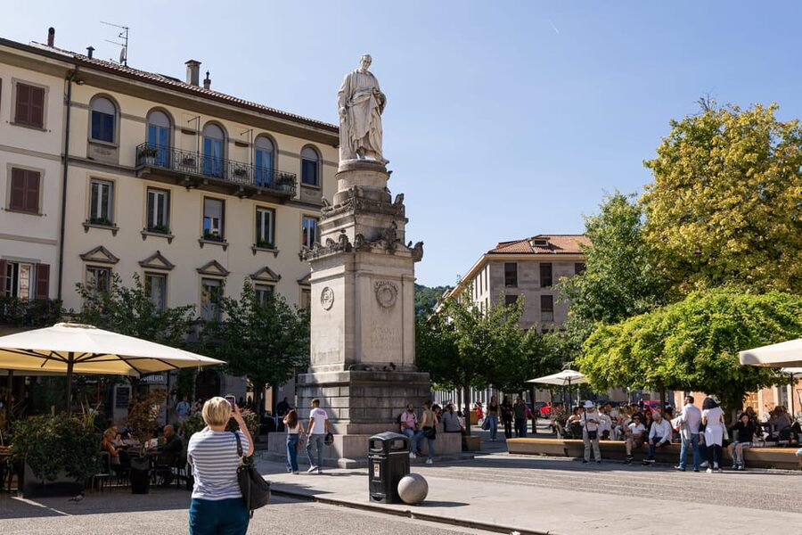 From Como: Bellagio, Como & Lugano Day Tour with Lake Cruise - Crossing into Switzerland and finding Lugano