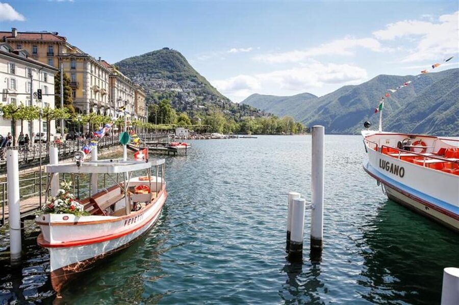 From Como: Bellagio, Como & Lugano Day Tour with Lake Cruise - Starting in Como at Piazza Volta and the cathedral