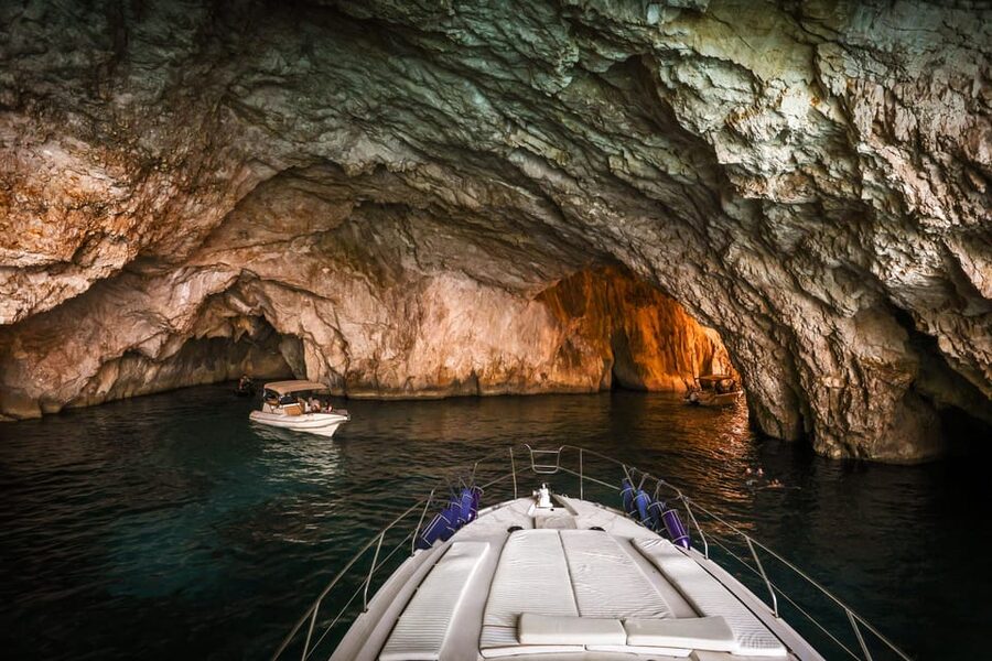 From Corfu: Luxury Yacht Cruise to Paxos and Antipaxos - Two hours in Gaios for lunch and a walk