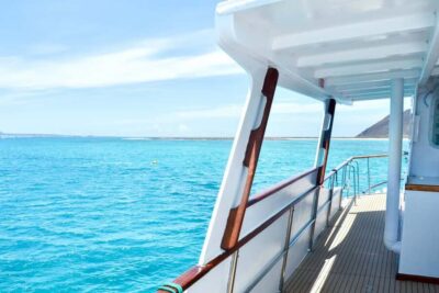 From Corralejo: Lobos Island Boat and Snorkel Activity