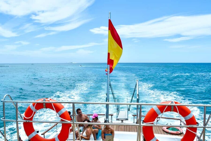 From Corralejo: Lobos Island Boat and Snorkel Activity - What the crew does well, and where limits remain