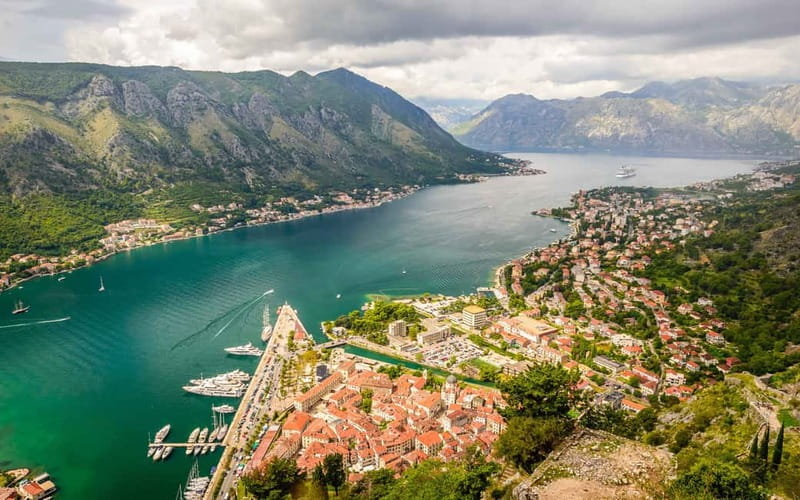 From Dubrovnik: Montenegro Day Trip with Boat Cruise - Pickup in Dubrovnik and the early road south