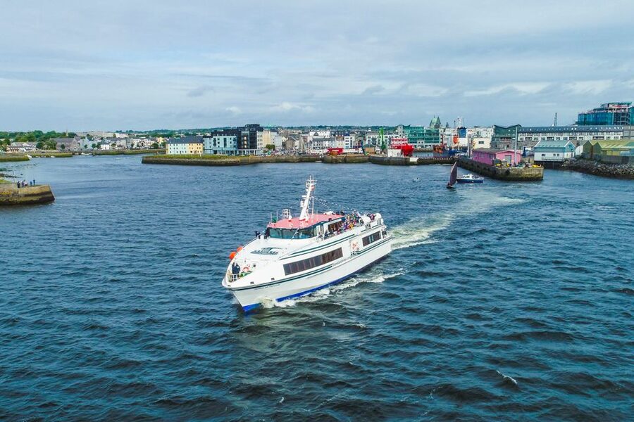 From Galway: Aran Islands & Cliffs of Moher Day Cruise - The return route beneath the Cliffs of Moher