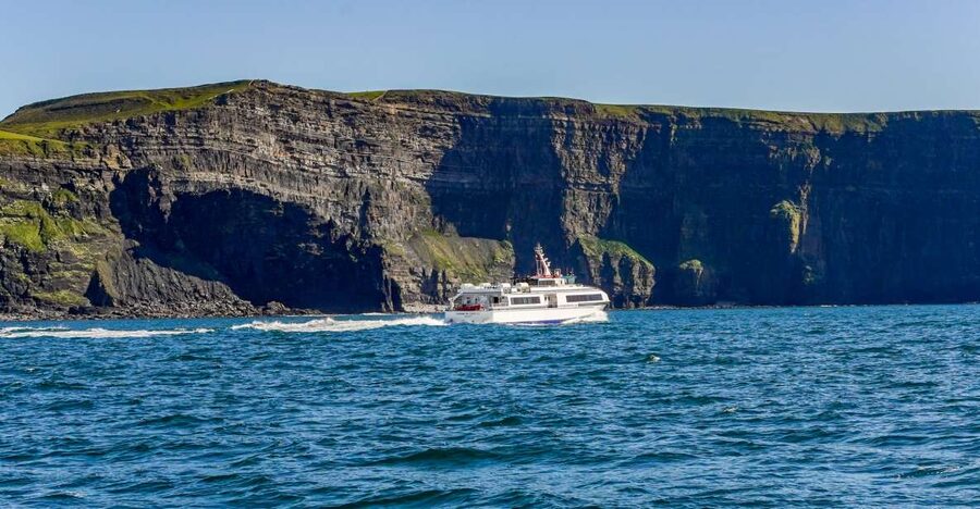 From Galway: Aran Islands & Cliffs of Moher Day Cruise - Getting from Galway city to the ferry gate