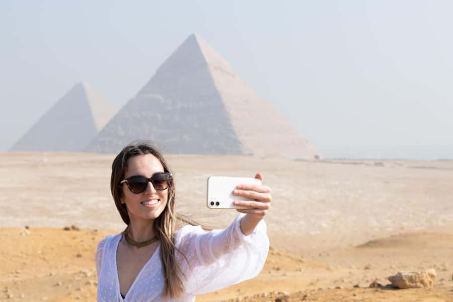 From Hurghada: Pyramids and Egyptian Museum Tour & Boat Ride - A 30-minute boat ride on the Nile