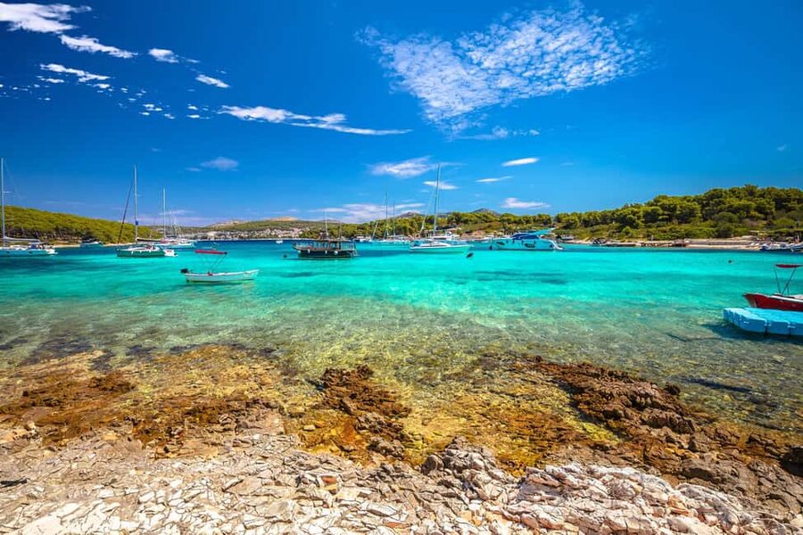 From Hvar: Blue Cave, Green Cave & 5 Islands Speedboat Tour - Green Cave and the value of flexibility