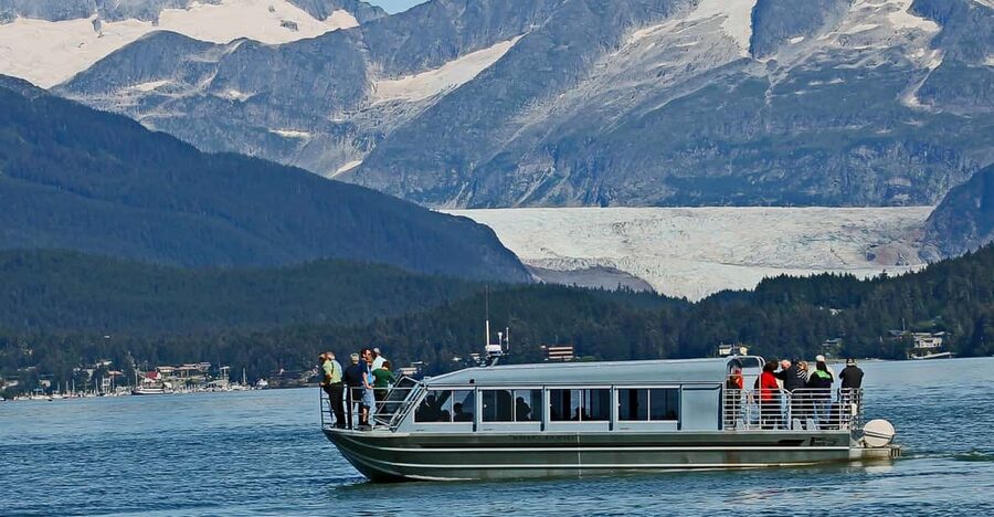 From Juneau: Whale Watching Cruise with Snacks - Finding the meeting point below the tramway