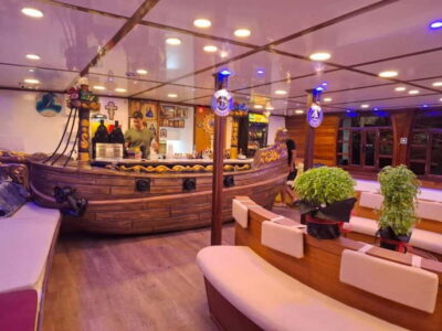 A full day cruise in the newest luxury vessel!