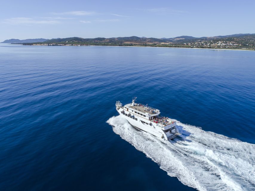 From La Caletta or Orosei: Gulf of Orosei Cruise - Cala Sisine: the first beach stop