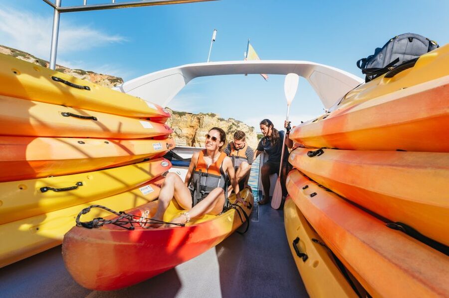 From Lagos: Kayaking and Boat Cave Explorer Tour - The boat ride out to Ponta da Piedade