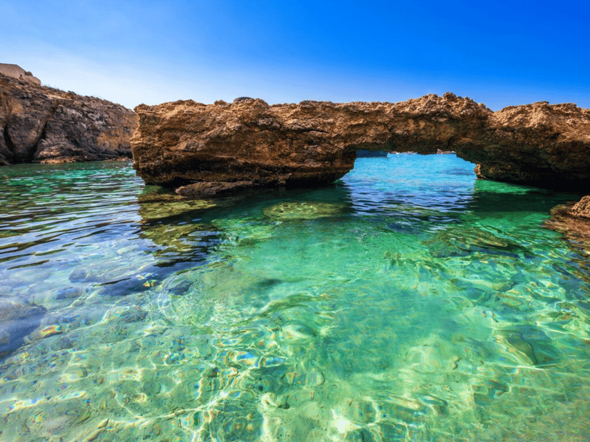 From Malta/Gozo: Comino & Crystal Lagoon Private Boat Trip - Cruising along Comino’s caves and coves