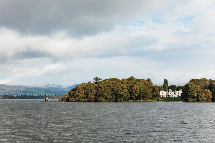 From Manchester: Lake District Bus Tour & Windermere Cruise - The guide, the group, and the pace