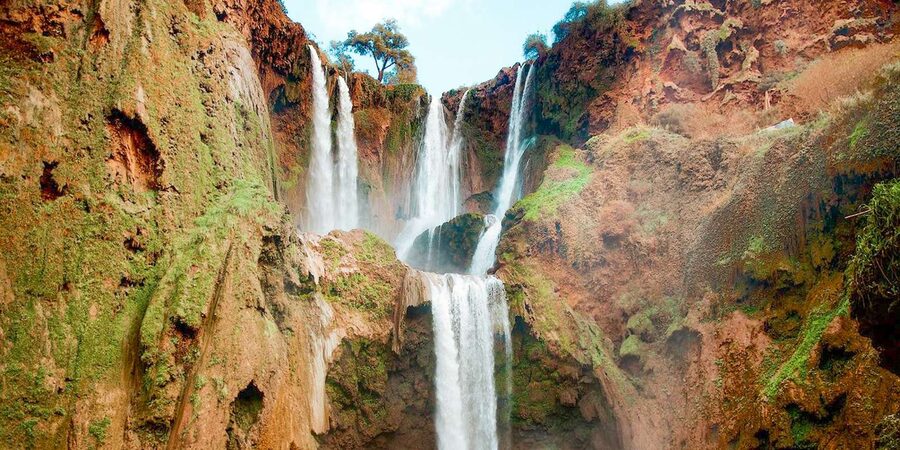 From Marrakech: Ouzoud Waterfalls Guided Tour & Boat Ride - The climb to the Al Abid River
