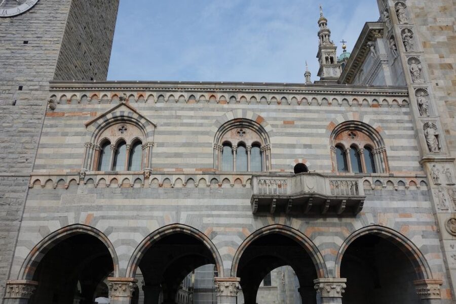 From Milan: Como, Lugano and Bellagio Exclusive Boat Cruise - Como in 75 minutes