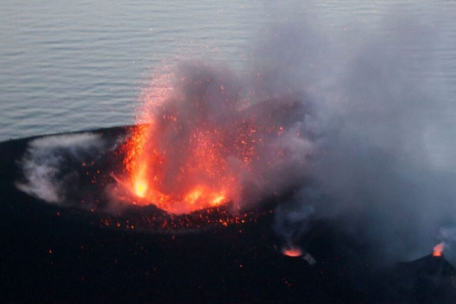 From Milazzo: Panarea and Stromboli Boat Trip by Night - Panarea: two hours of white lanes and rocky coves