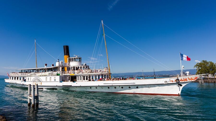 From Montreux: 2-Hour Riviera Cruise - Villeneuve, Le Bouveret, and Saint-Gingolph
