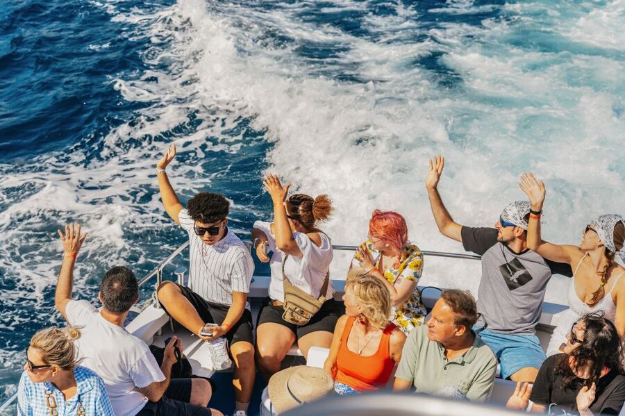 From Naples: Gulf of Naples & Capri Sightseeing Boat Tour - Marina Grande and the boat circuit around Capri
