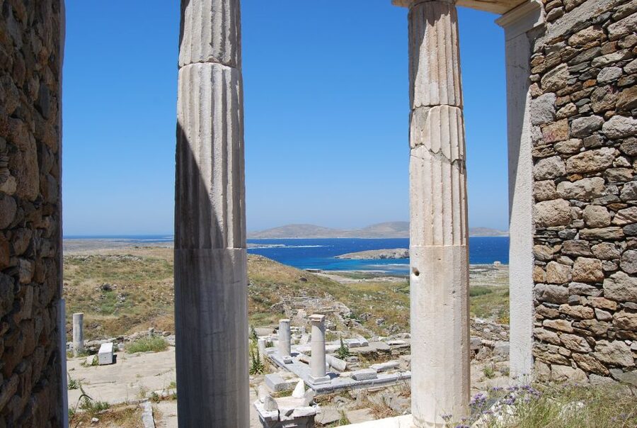 From Naxos: Delos and Mykonos Full-Day Boat Trip - Arriving at Delos without a guide