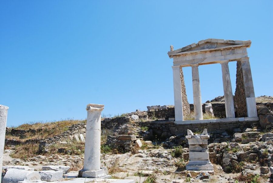 From Naxos: Delos and Mykonos Full-Day Boat Trip - Mykonos Town after the ancient ruins