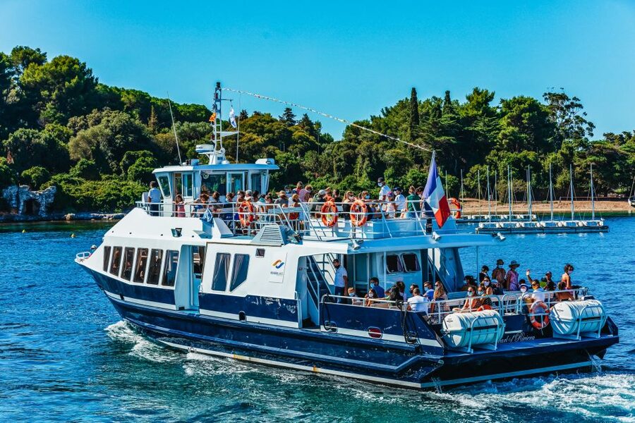 From Nice: Round-Trip Transportation to Saint Tropez by Boat - Making the most of the short afternoon