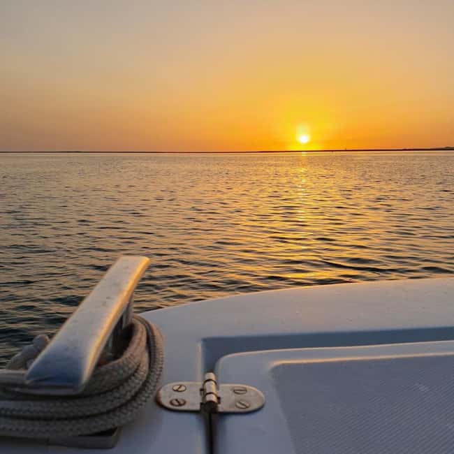 From Olhão: Ria Formosa Sunset Island Boat Tour - Culatra Island and the final beach hour