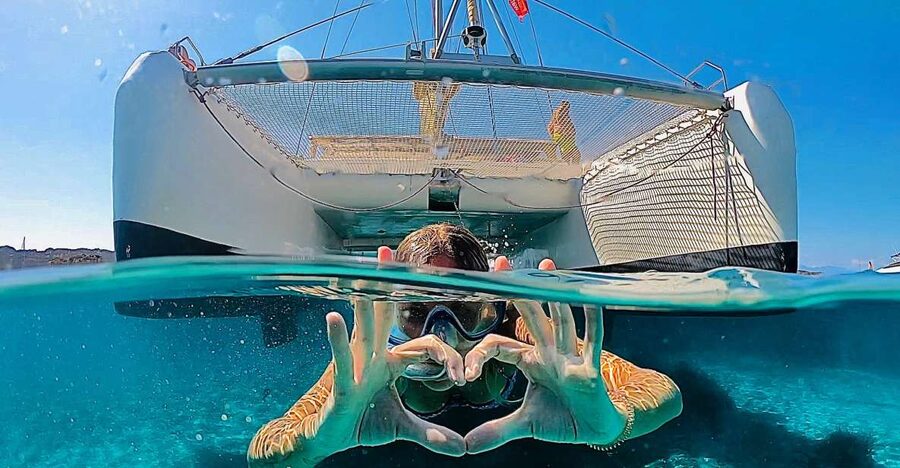 From Palau: Maddalena Archipelago Catamaran Tour with Lunch - Why this Palau catamaran trip works so well