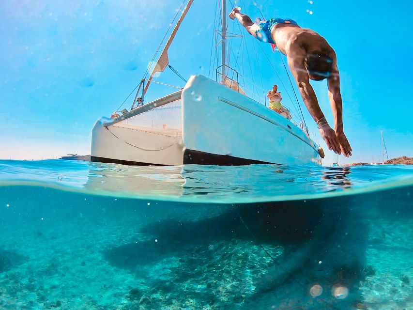 From Palau: Maddalena Archipelago Catamaran Tour with Lunch - Who should book this tour