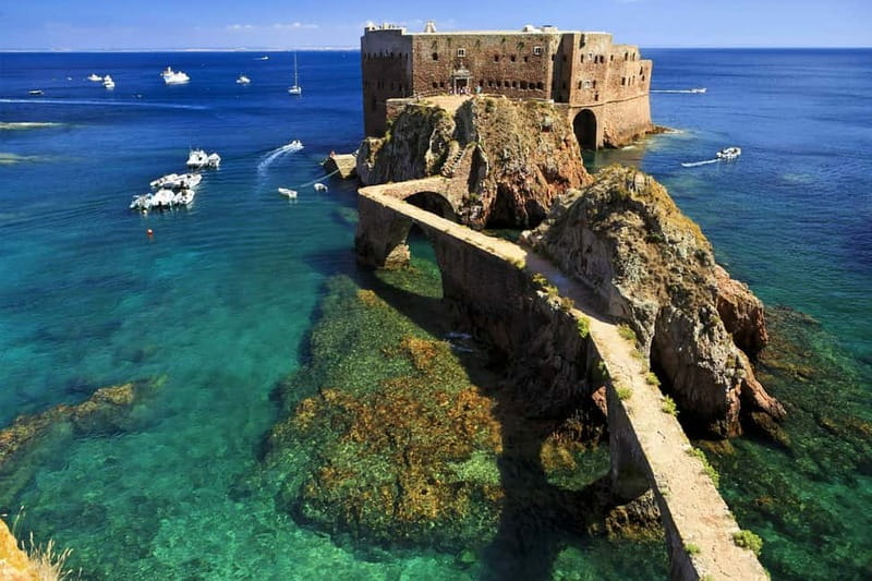From Peniche: Round-Trip Boat Tour of Berlengas Archipelago - Your first look at Berlenga Grande