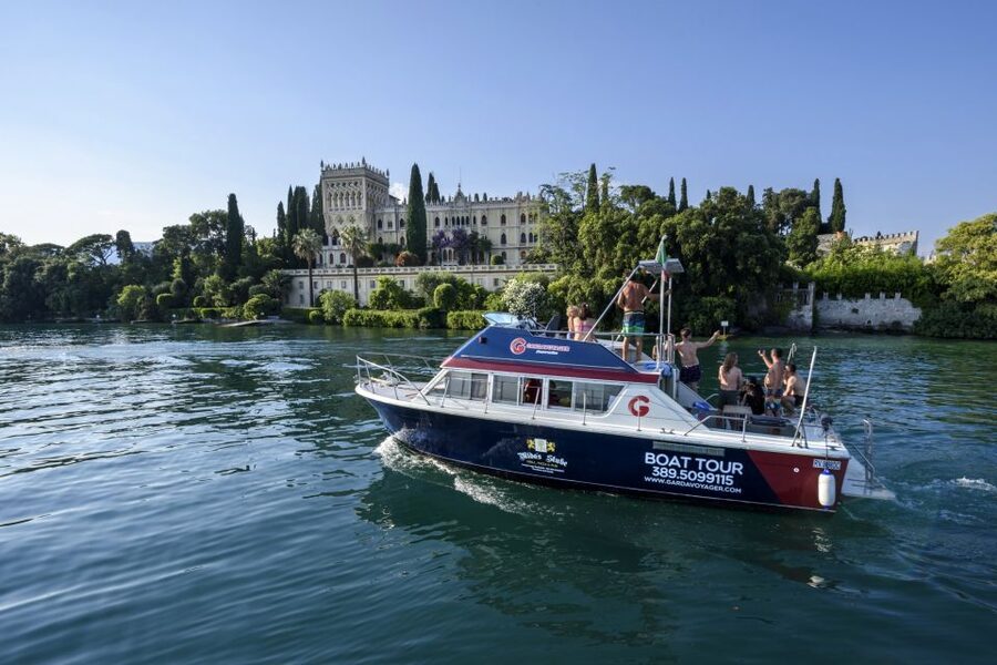 From Peschiera: Garda East Coast Cruise to Sirmione - The boat-to-lake swim