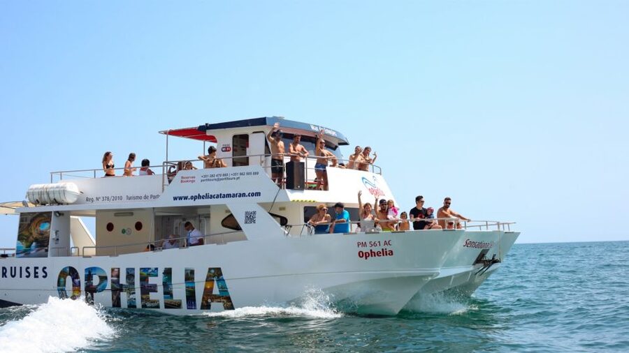 From Portimão: Catamaran Cruise to Benagil Caves with BBQ - Ferragudo and the first coastal views