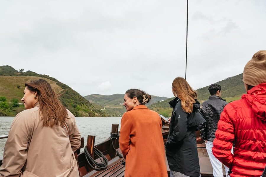 From Porto: Small Group Douro Valley Tour with Wine & Cruise - Leaving Porto and stopping in Amarante