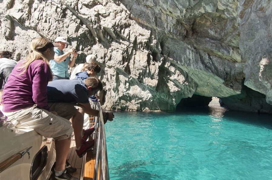 From Positano, Praiano, or Amalfi: Capri Full-Day Boat Tour - Snacks, Prosecco, and limoncello on the return