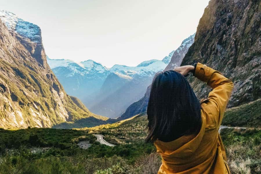 From Queenstown: Milford Sound Cruise and Coach Day Tour - Eglinton Valley and Mirror Lakes