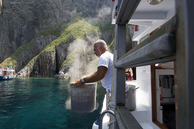 From Rome: Ponza Island Day Trip with Boat Excursion - An hour to see Ponza port