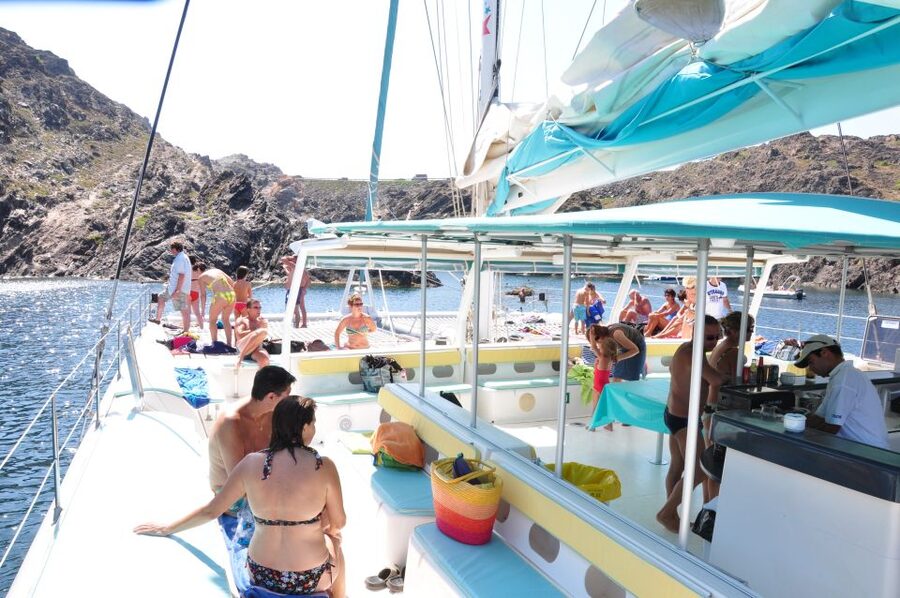 From Roses: Catamaran Cruise to Cap de Creus - Should you book the Magic catamaran?