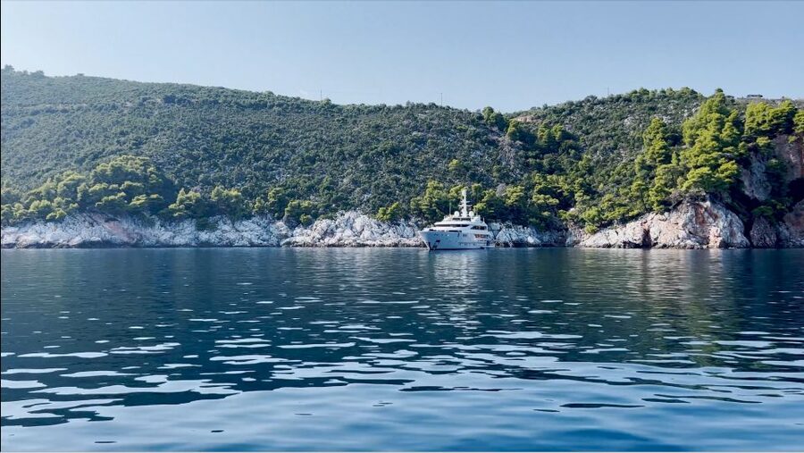 From Skiathos: Skopelos and Alonissos Boat Trip with Stops - Skopelos Town: narrow lanes and white church towers